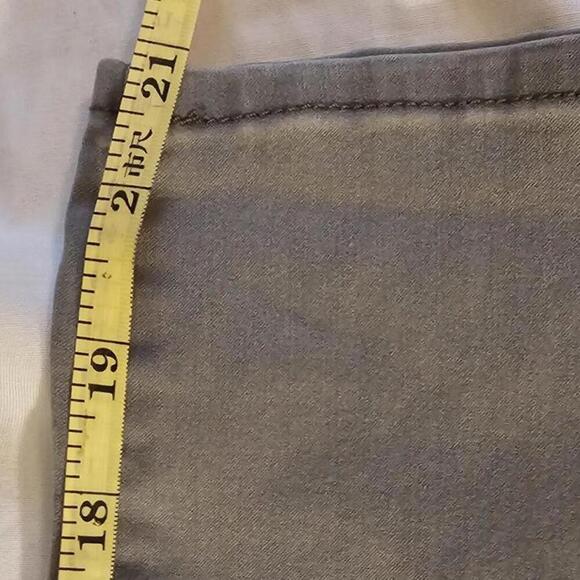 Gloria Vanderbilt Women's All-Around Slimming Effect Jeans - Size 14 - Gray - Picture 9 of 9
